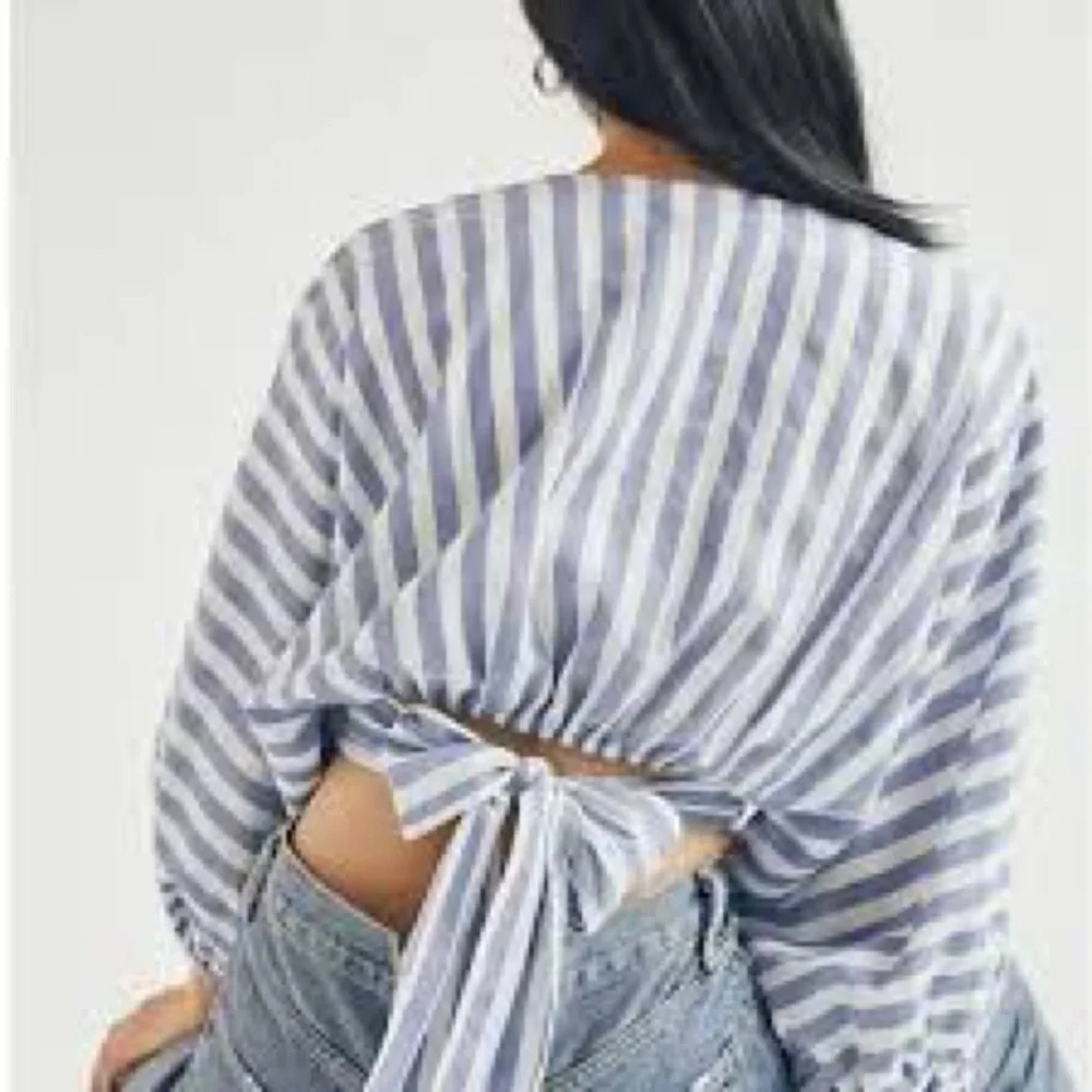 NEW Anthropologie Dolan Striped V-Neck Cropped Puff Sleeve Blouse